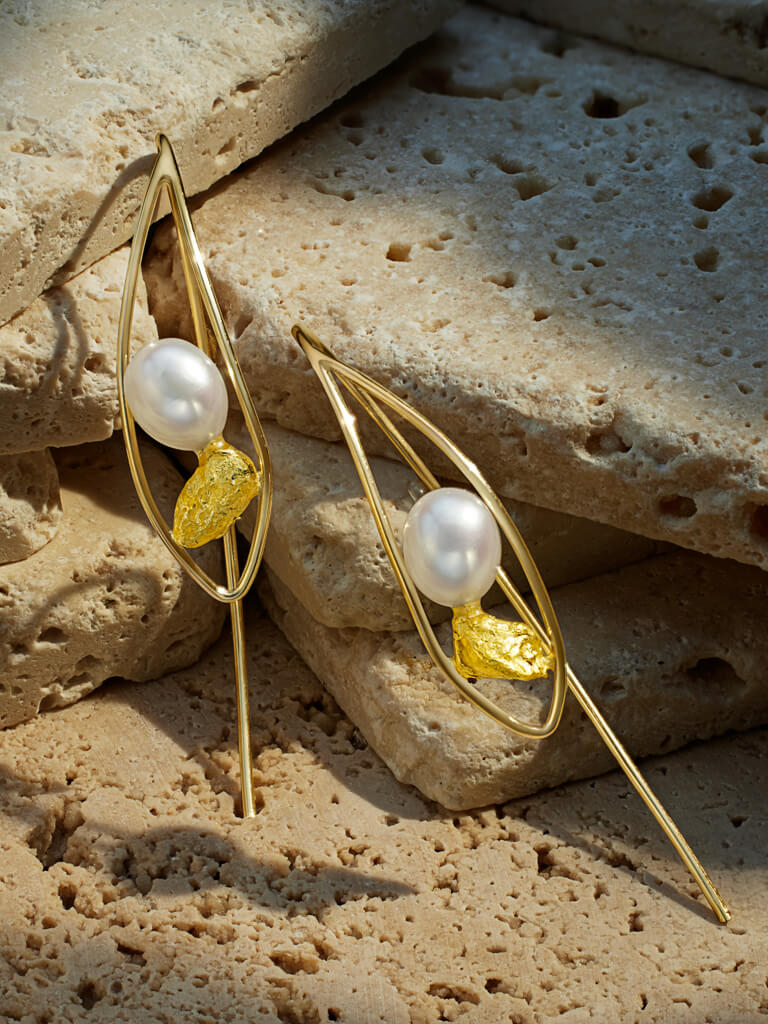 Roscida Pearl and Gold Nugget Earrings